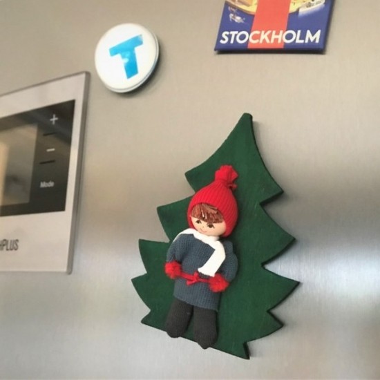 クリスマス気分を盛り上げるトムテ人形のマグネット | 北欧雑貨卸なら